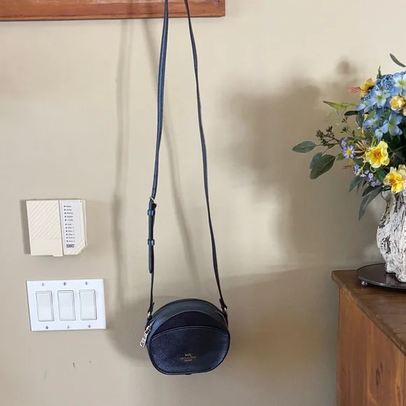 COACH CANTEEN Midnight Blue Round Crossbody Bag - Picture 5 of 10